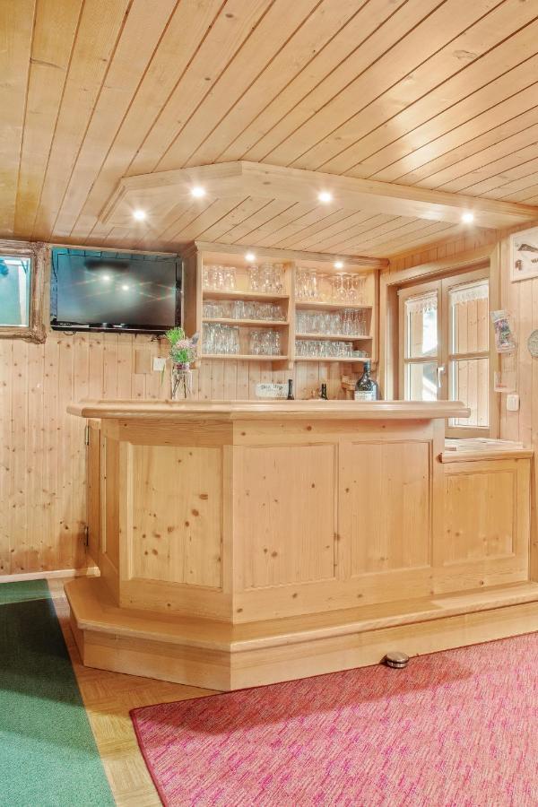 Haus Berghof Bed & Breakfast Schröcken Eksteriør bilde