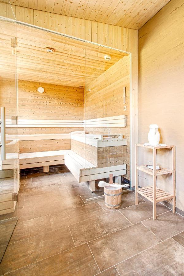 Haus Berghof Bed & Breakfast Schröcken Eksteriør bilde