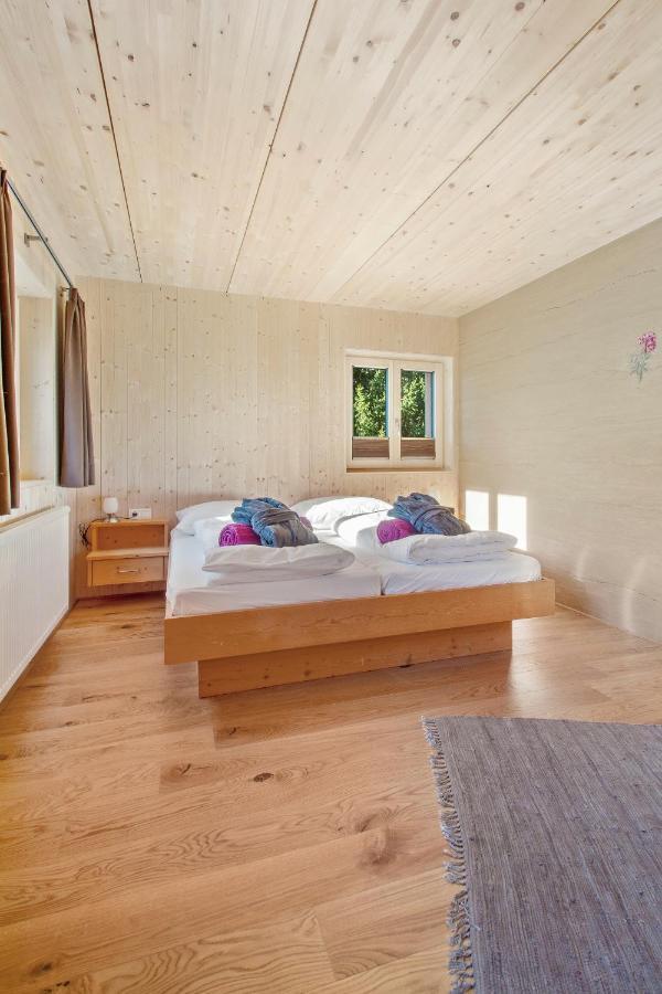 Haus Berghof Bed & Breakfast Schröcken Eksteriør bilde