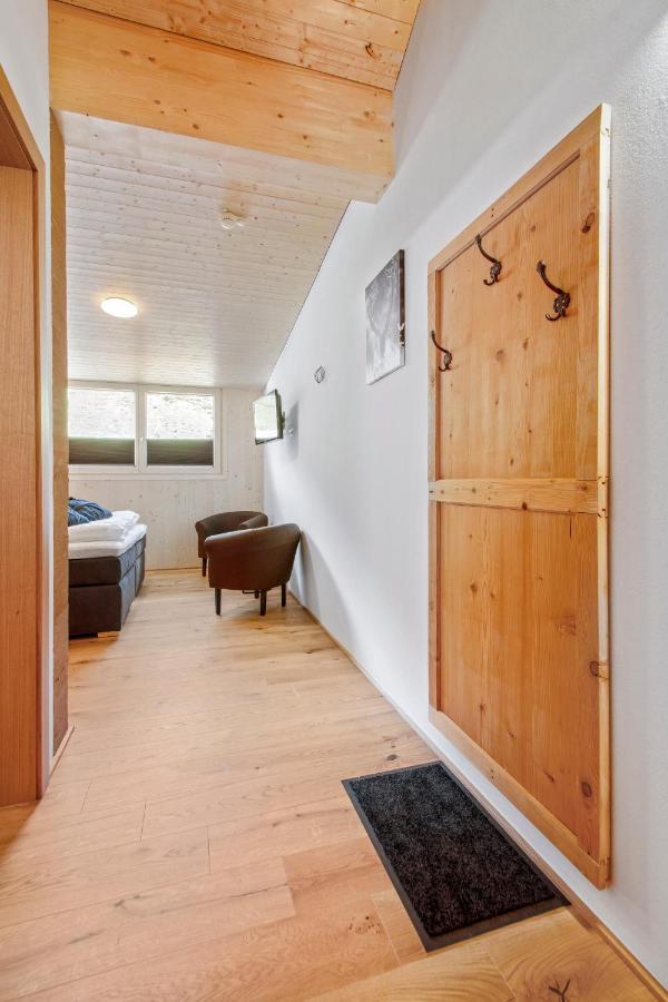 Haus Berghof Bed & Breakfast Schröcken Eksteriør bilde